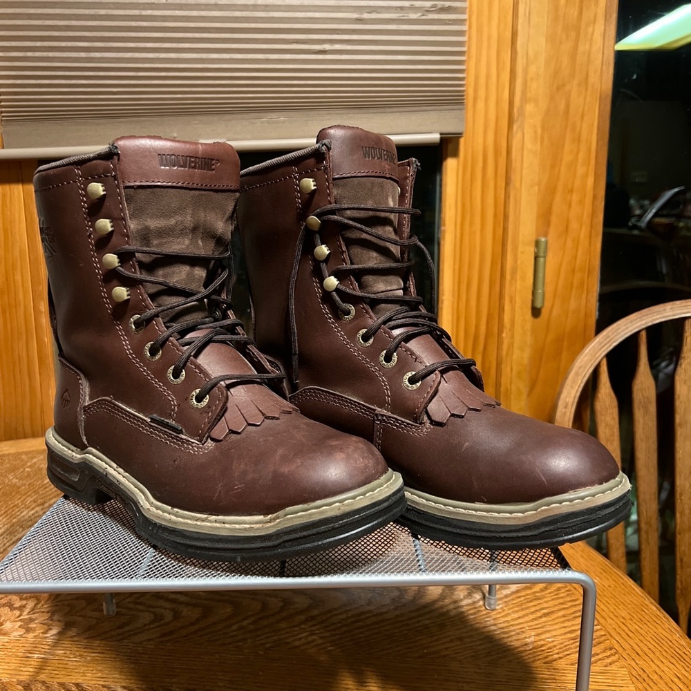 New Wolverine  W04896  8" Buccaneer  multishox soft toe men's work boots sz 8.5